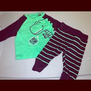 Infant boy outfit with hat